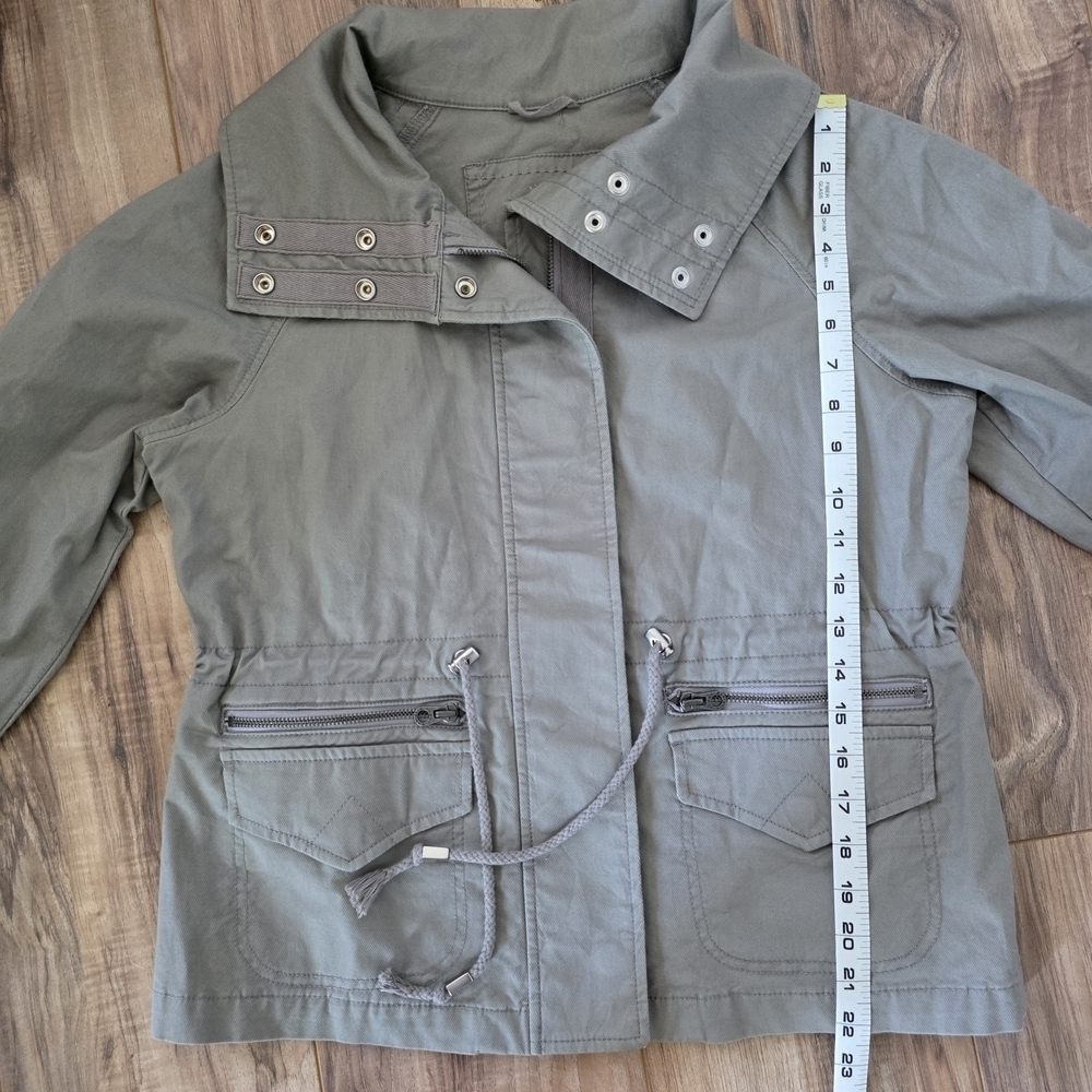 Tommy Hilfiger Gray Green Utility Jacket with Collared Neckline - Picture 9 of 10
